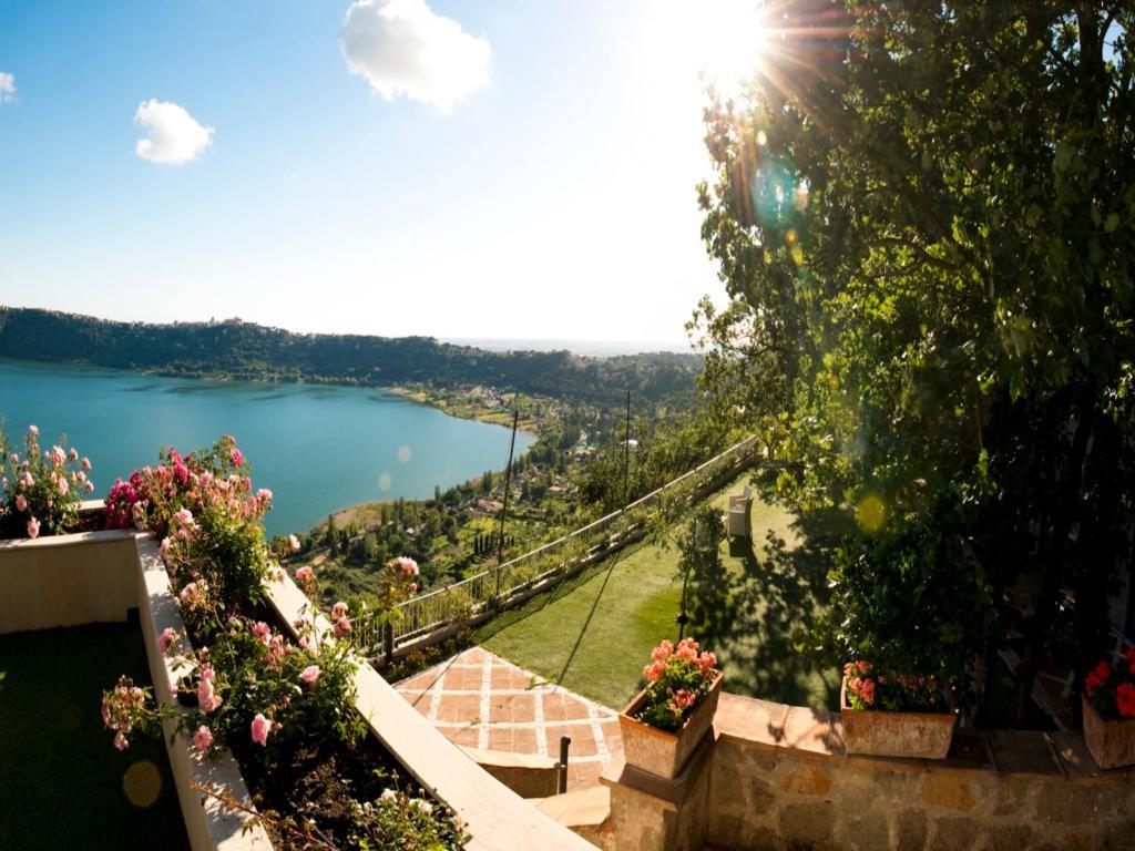 La Locanda Del Pontefice - Luxury Country House Марино Экстерьер фото
